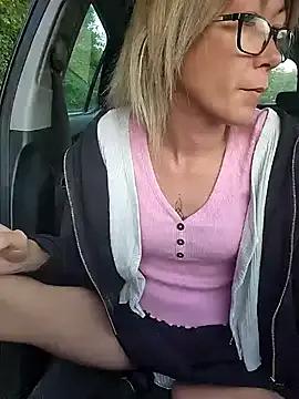 Timide_girl17 — Dfoncer moi + godage chatte