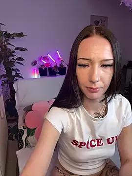 Trixie-Tainted — Naked + Toy Control 10 Min