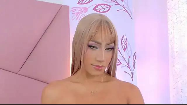 VictoriaRoss1 — Freechat on StripChat