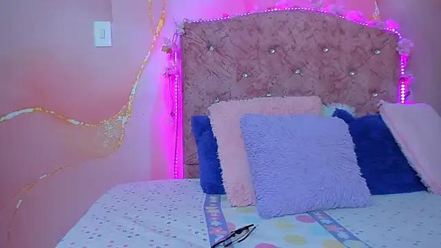 violet_taylor_ — SHOW ANAL