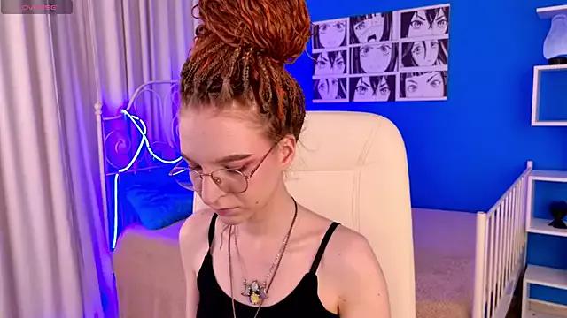 Freechat VioletShine on StripChat