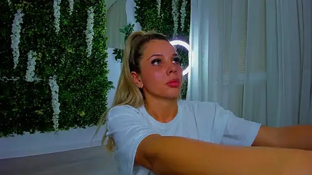 VivienCarter on StripChat 