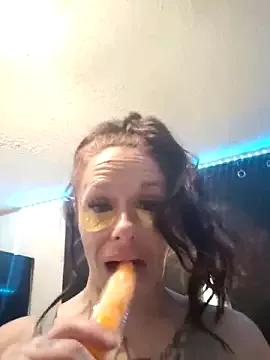 Freechat vvictoria_xxx on StripChat