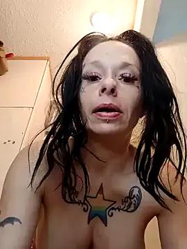 Freechat vvictoria_xxx on StripChat