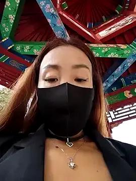 Freechat xiaoliansweet on StripChat