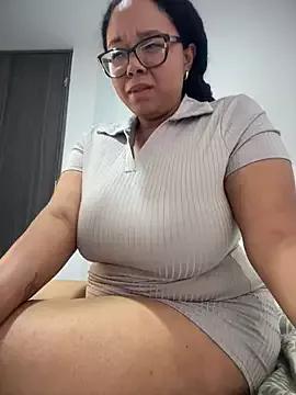 Freechat XMara on StripChat