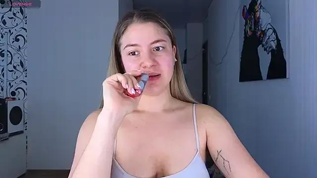 Yassyaaa — Take off my bra (no flash)